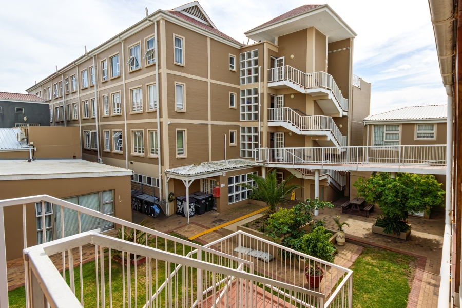 1 Bedroom Property for Sale in Van Ryneveld Western Cape